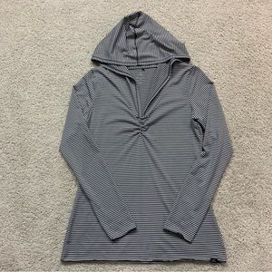 Women’s PRANA Gray White Striped HOODED Pullover STRETCH Athletic YOGA Top SHIRT